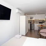 Soho Design Studios Ramblas Appartement *