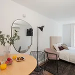 Soho Design Studios Ramblas Апартаменты Барселона
